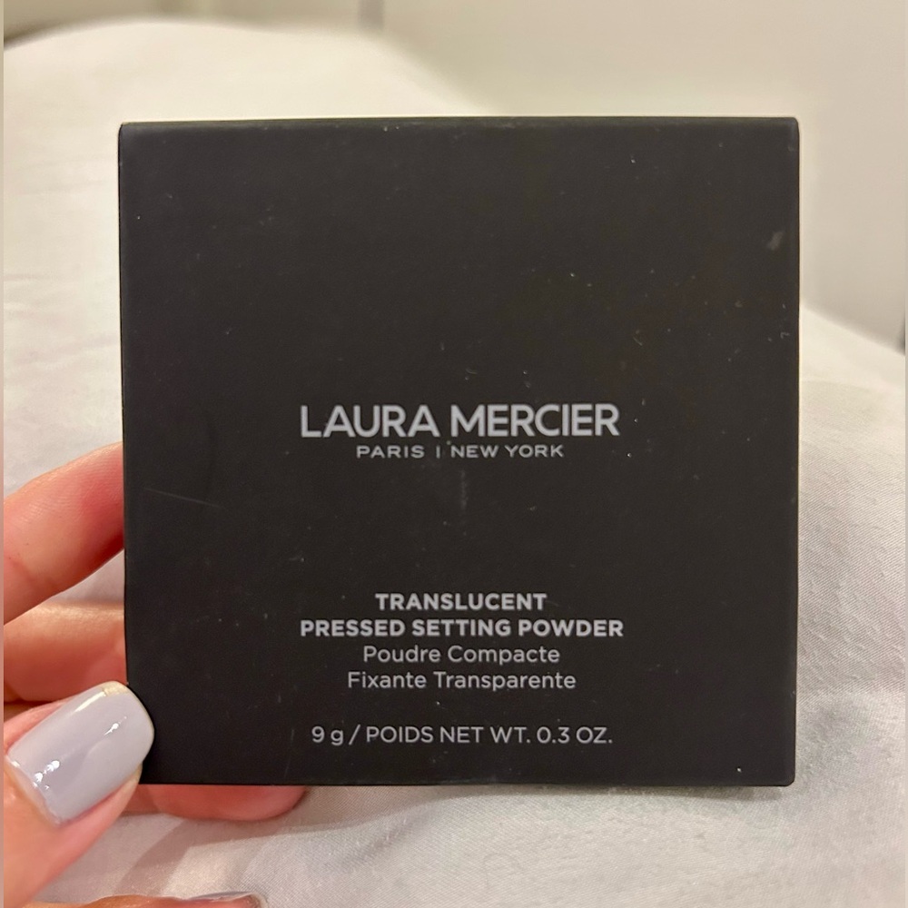 NWT Laura Mercier Translucent Compact Setting Powder - Picture 3 of 13